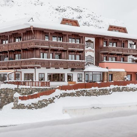 Hotel Garni Pirchhuett Obergurgl Exterior photo